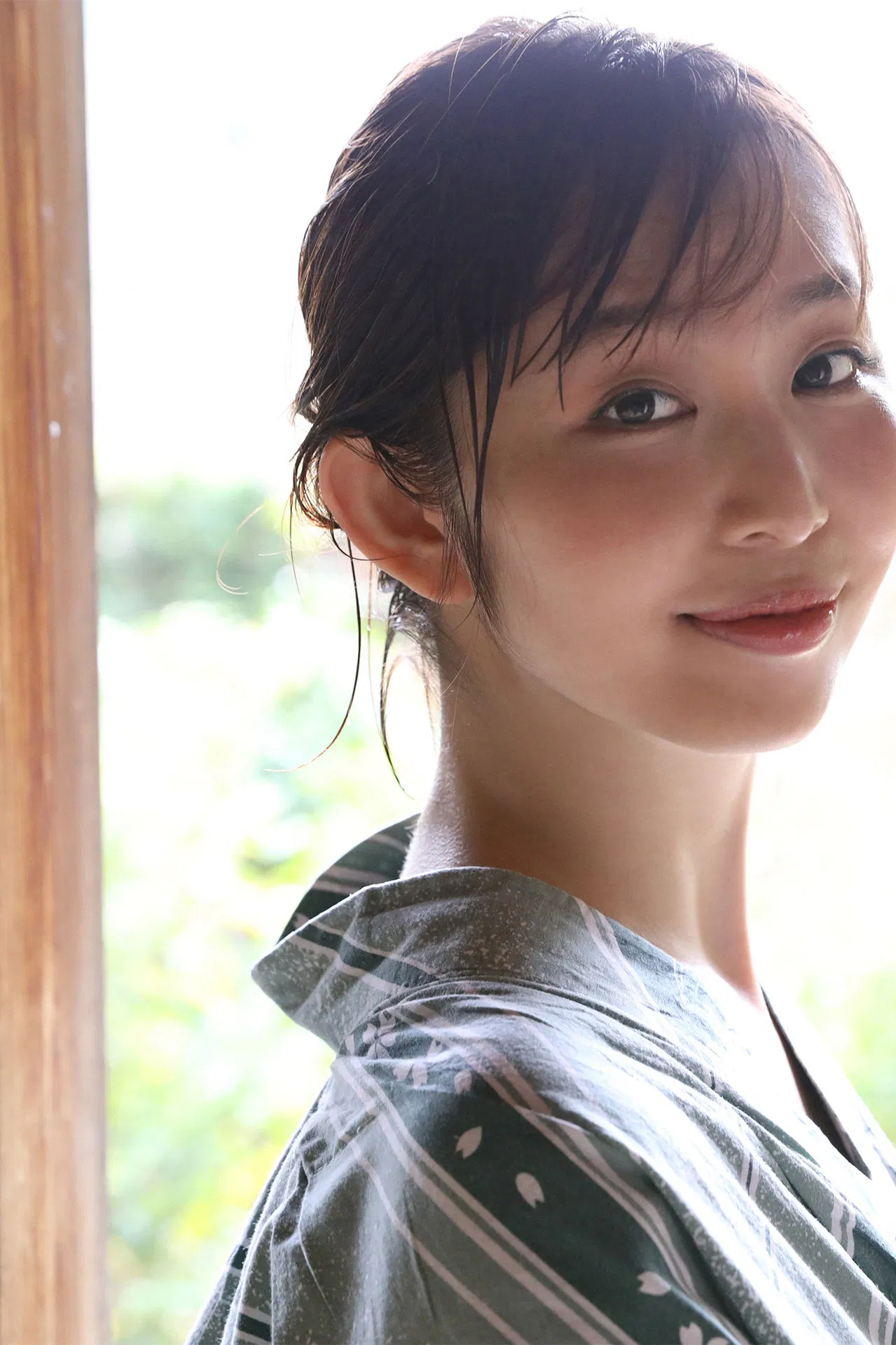 FRIDAYデジタル写真集 塩地美澄 「一泊二日、わけありな旅　ｖｏｌ．３　１３０ページの超完全版！」